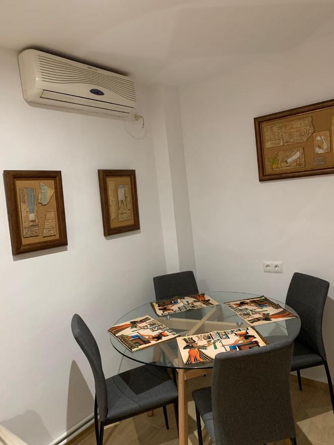 Hoster Egypt Verona Centro De Томельосо Экстерьер фото